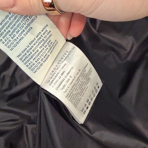 Moncler Black Patterned Jacket with Fur Trim - Picture 9 of 10